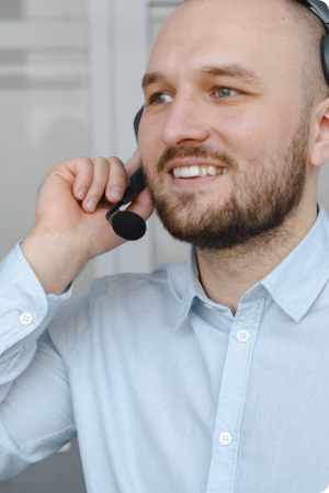 contact-feature contact-us-image